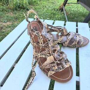 CARLOS SANTANA KIARA2 STRAPPY SANDALS WOMENS SIZE 6.5M SNAKESKIN SLINGBACKS CUTE